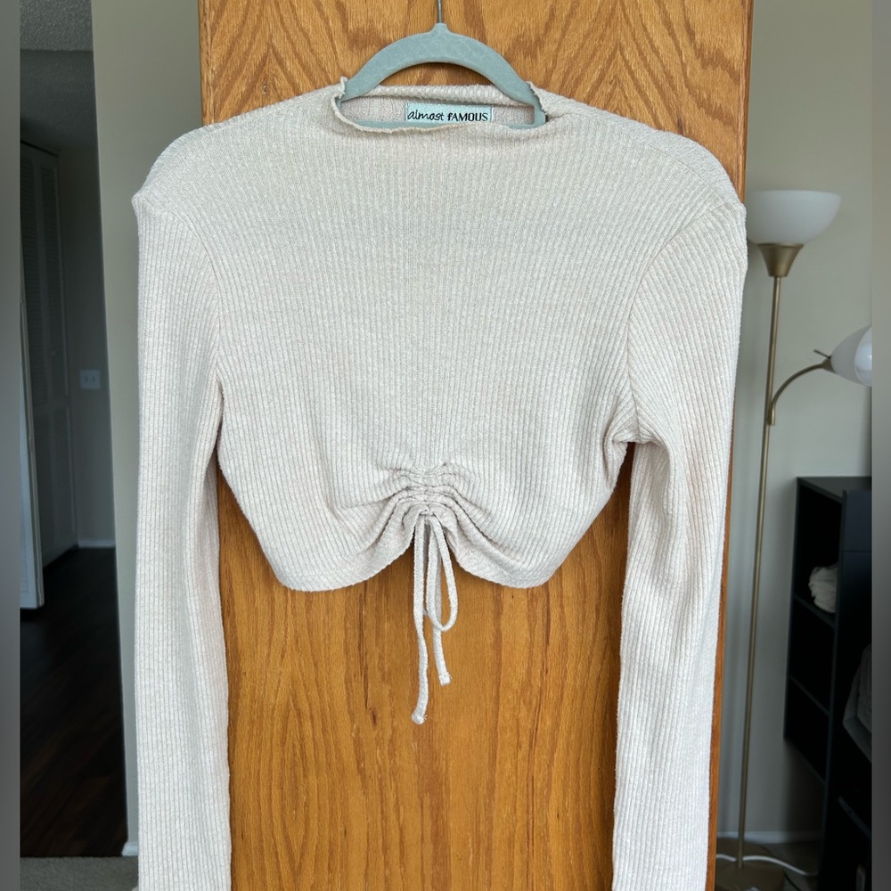 Cropped Long Sleeve